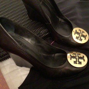 Tory Burch Shoes  Size 6